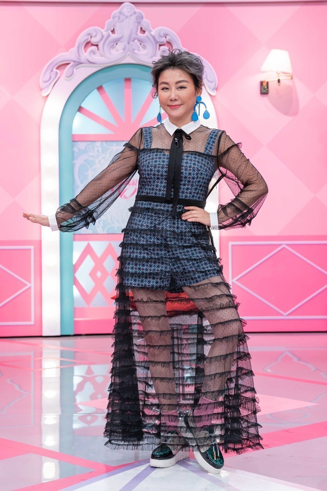 藍心湄哭了！憶交往小13歲男友「男人幾歲都很幼稚」　54歲焦慮「怕自己有天被遺忘」