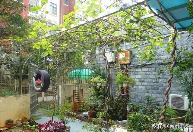 退休後不忘夢想！她用6年親手「打造夢境花園」 鄰居「酸做白工」一看嚇傻：冬天雪景春天花開美翻