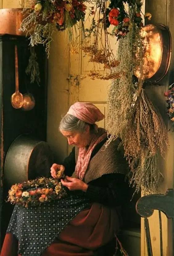 92歲活成仙女模樣!她57歲隱居山林「沒電沒自來水」 荒野生活「卻像美麗油畫」一生瀟灑人人羨