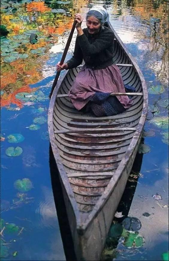 92歲活成仙女模樣!她57歲隱居山林「沒電沒自來水」 荒野生活「卻像美麗油畫」一生瀟灑人人羨