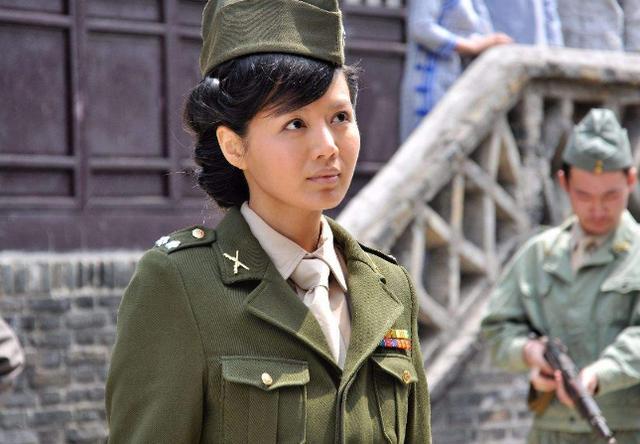 20年婚姻卻成笑話!第三者「僅花3個月」搶走丈夫 她勇敢放手「42歲與兒子相依為命」不留戀