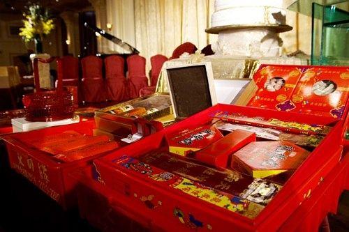 衝動結束7年婚姻！為了女兒「決定找前夫復婚」  看見掛客廳的「婚紗照」我直接呆愣在原地：錯得太多了