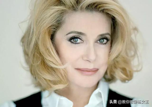 無懼年齡！法國「第一冰美人」叱吒55年「75歲如真人芭比」：真正的美人永不遲暮