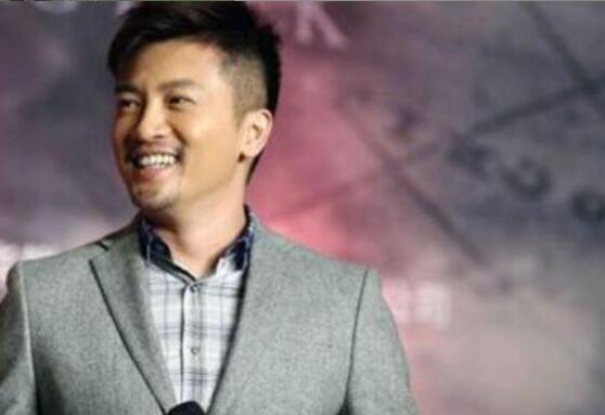 49歲吳奇隆喜當爹！向蘇有朋炫耀愛子：想不想抱一抱？蘇有朋七字幽默回復！