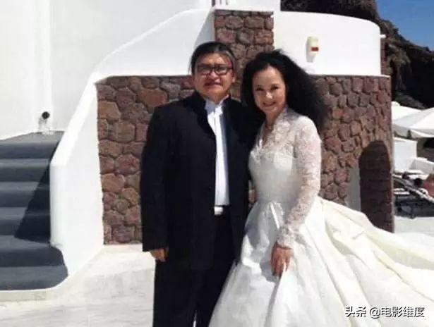 認識9天就閃婚！劉歡求婚「被朋友酸長得醜」妻子卻點頭   「相伴恩愛31年」眼神眾人羨：愛藏不住