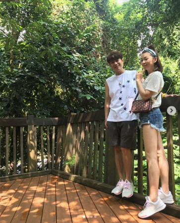 六月出國狂按摩「要求最大力」！回家後「驗孕棒2條線」李易哭了：這孩子真辛苦