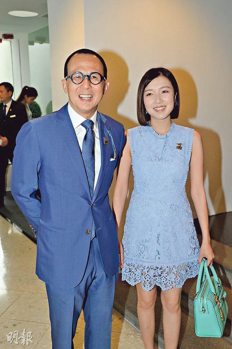 李嘉誠兒「前女友為他生3子」仍進不了豪門　對比「大兒媳長相平平卻地位穩固」差距不止一點！
