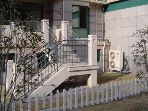 她花10年「打理60㎡花園」！從無到有「美成人間仙境」  活像仙女人人羨：滋養花也滋養自己