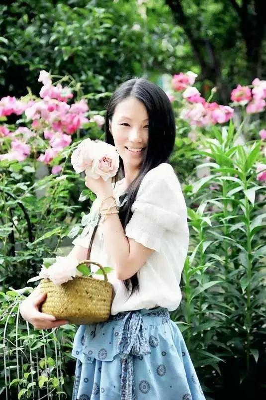 她花10年「打理60㎡花園」！從無到有「美成人間仙境」  活像仙女人人羨：滋養花也滋養自己