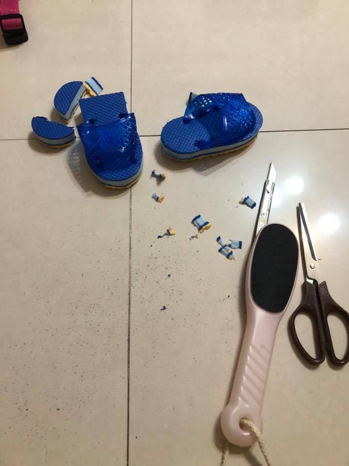 買不到更小！巧手媽替兒自製「超迷你室內拖鞋」　曬出超萌完成品笑喊：「媽媽牌台客拖！」