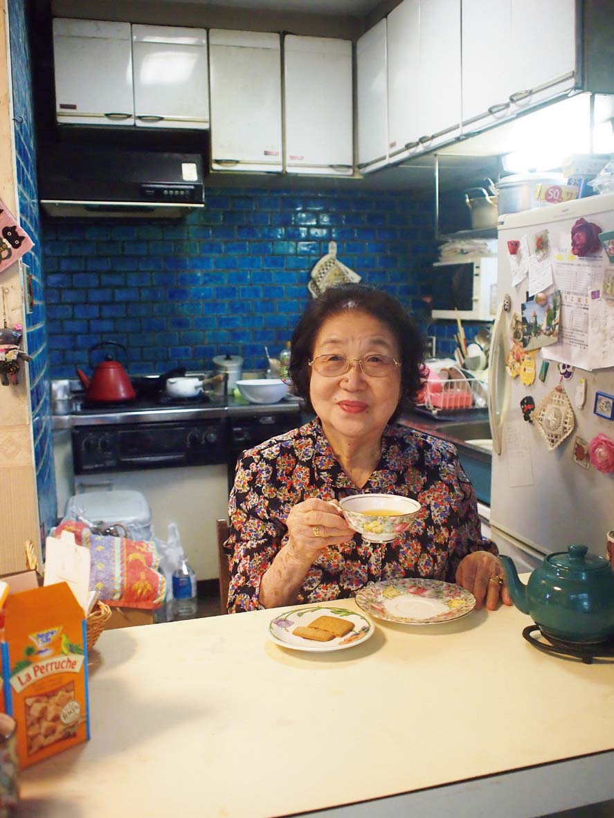 先生臨走一句：沒問題，你可以的！老太太「53歲學英語88歲獨自旅行」  91歲完美逆襲退休生活
