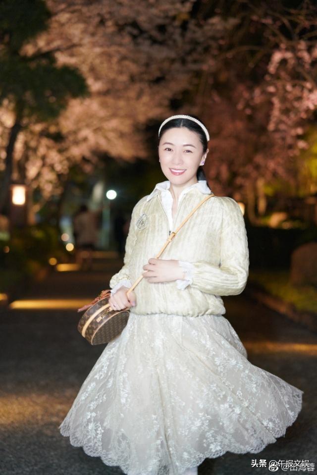 美魔女「嫁富豪3年守寡」忍痛獨自撫養女兒　遭夫家瞧不起「咬牙從商變女強人」今身價千億活出自我