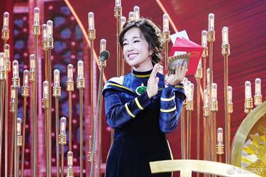 「歷經三段失敗婚姻」第四任富豪丈夫苦追30年才成功　婚後「千萬豪宅轉名下」今62歲被寵成像公主