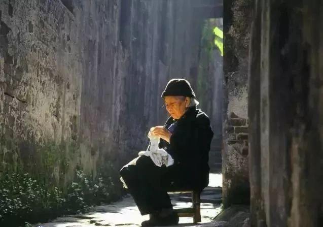 父母才是我們真正要敬的佛！（看完後淚流滿面）
