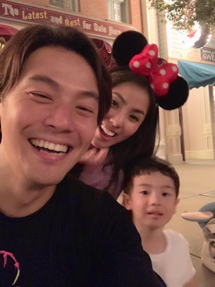 黃文星超寵小11歲妻！「薪水交給老婆管」刷卡先報備  謝她陪熬「一餐40元」苦日子