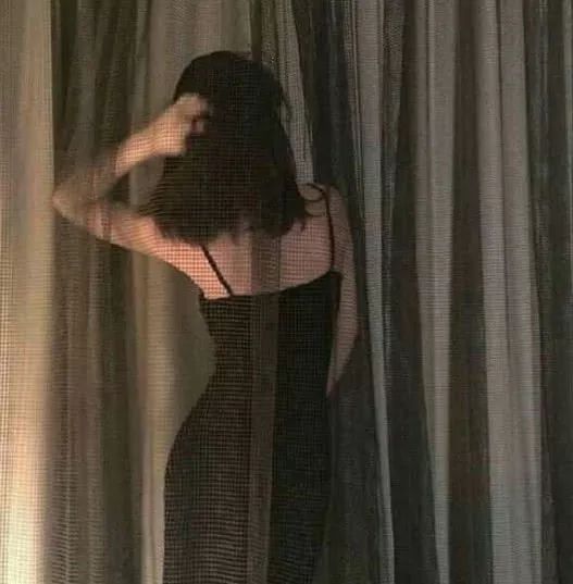 哪個背景最迷人，測妳婚後「能不能管住你老公」？