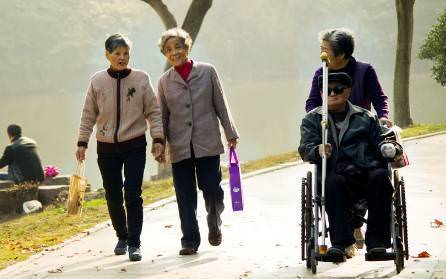 「走路」有的17大好處！第一個太意外了「燃燒脂肪還助眠」要經常運動哦