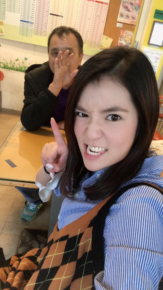 《大時代》女星淚謝「單親爸父代母職」從小被寵成公主　「媽媽只是名詞」28年沒跟親生母相處卻不埋怨