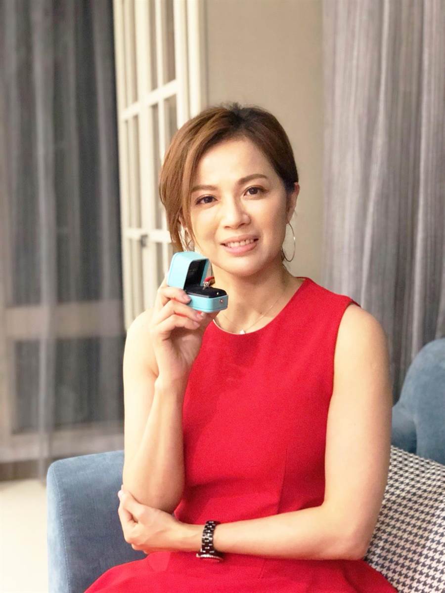 洪榮宏結婚2年甜曝「和第三任妻子相遇」一切都是緣　情史豐富難忘「二婚爆婚外情」事業降谷底
