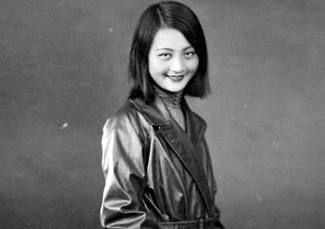 一生傳奇!「30年代明星」黎莉莉婚後育有兒女丈夫卻離世 二婚幸福到90歲仍燦笑:美了一輩子