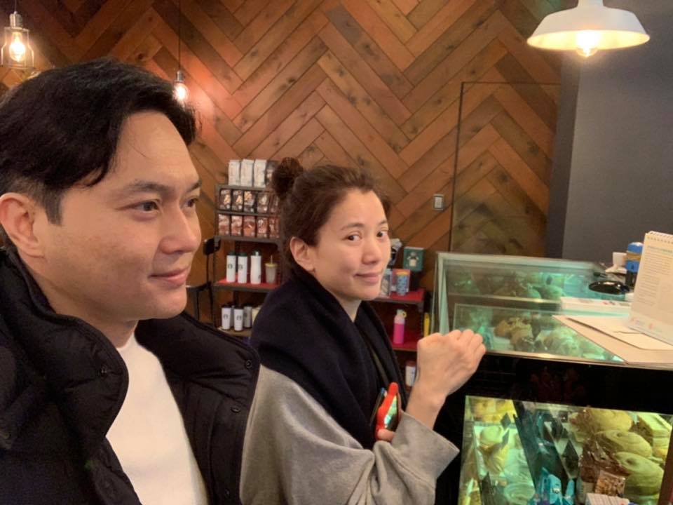  袁詠儀曝夫妻甜蜜「只是剛好被拍到」！坦言感情「沒傳言那麼好」鬆口洩遺憾與老公有關：怕兒子怨我