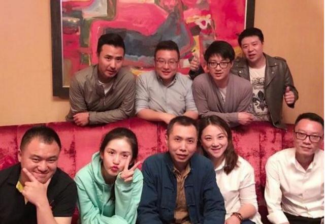 明星參加同學會：劉德華是合影殺手，林志穎像參加謝師宴，最後一張根本是母女照