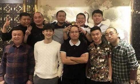 明星參加同學會：劉德華是合影殺手，林志穎像參加謝師宴，最後一張根本是母女照