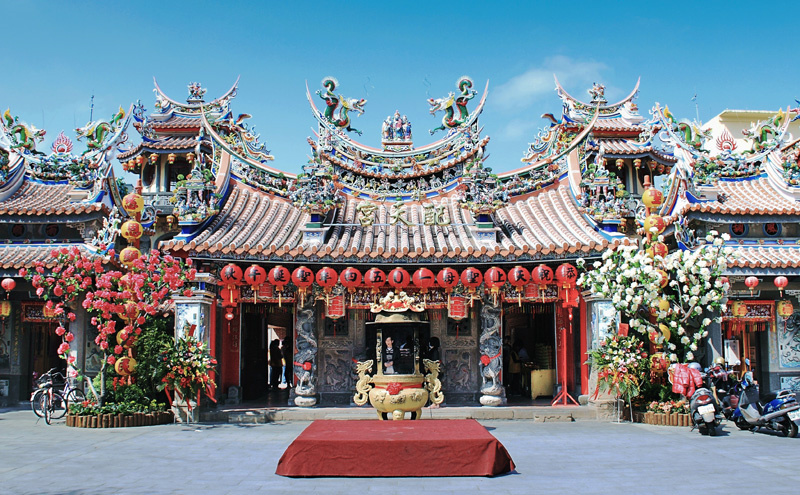 朴子配天宮求子超靈驗！56歲婦連生兩胎　她上門卻「苦擲無筊」廟方：這種人求不得