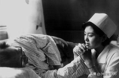 護士揭秘：1000名病人臨終「最後悔25件事」！第13項很揪心