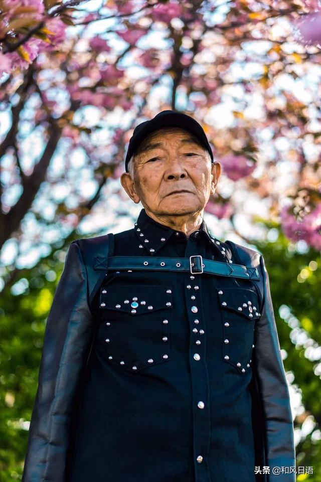 一夕爆紅！84歲鄉下爺爺突發奇想「穿上孫子衣服」　變身後效果孫子看傻：帥到能出道