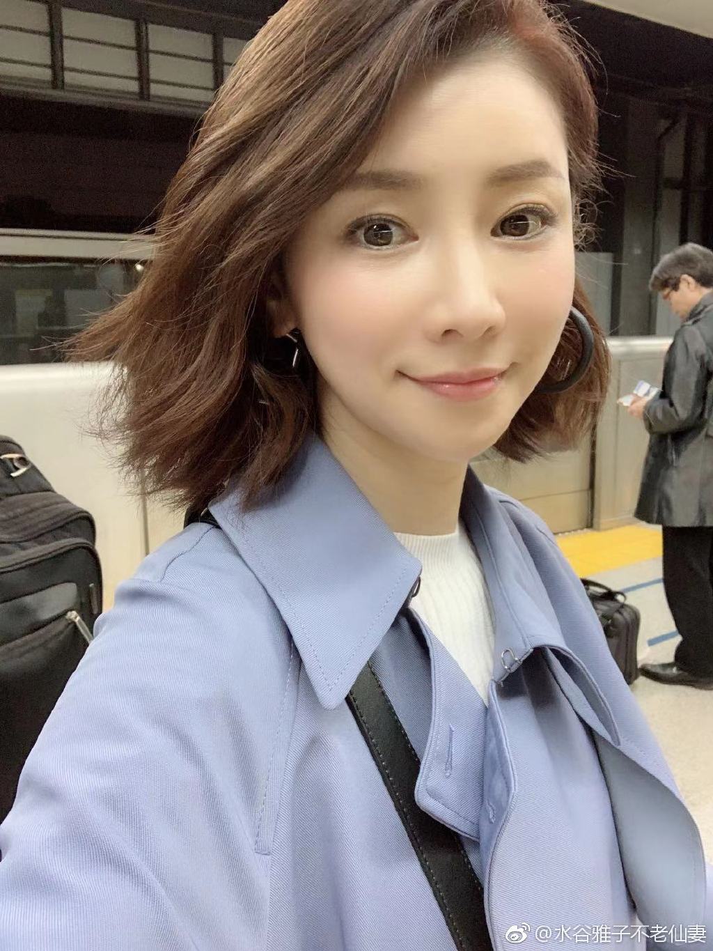 51歲像18歲女大生！全國「第一不老仙妻」爆紅　8年後「仙女顏值再進化」網看傻：老公像爸爸