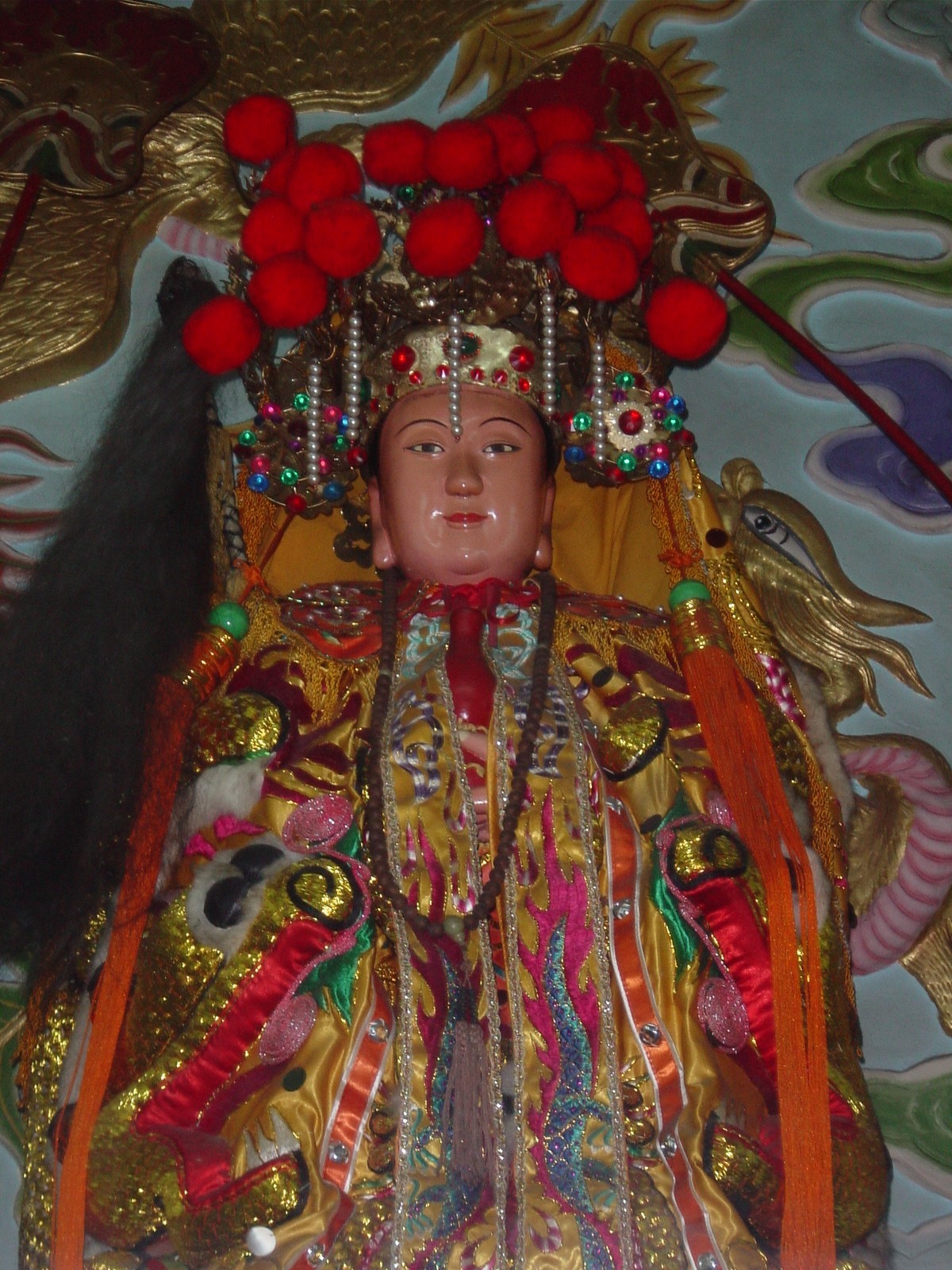 半暝狂哭！兒子不睡覺「對空氣說話」急帶去宮廟　九天玄女降駕問「妳有3個孩子對嗎」2寶媽秒淚崩