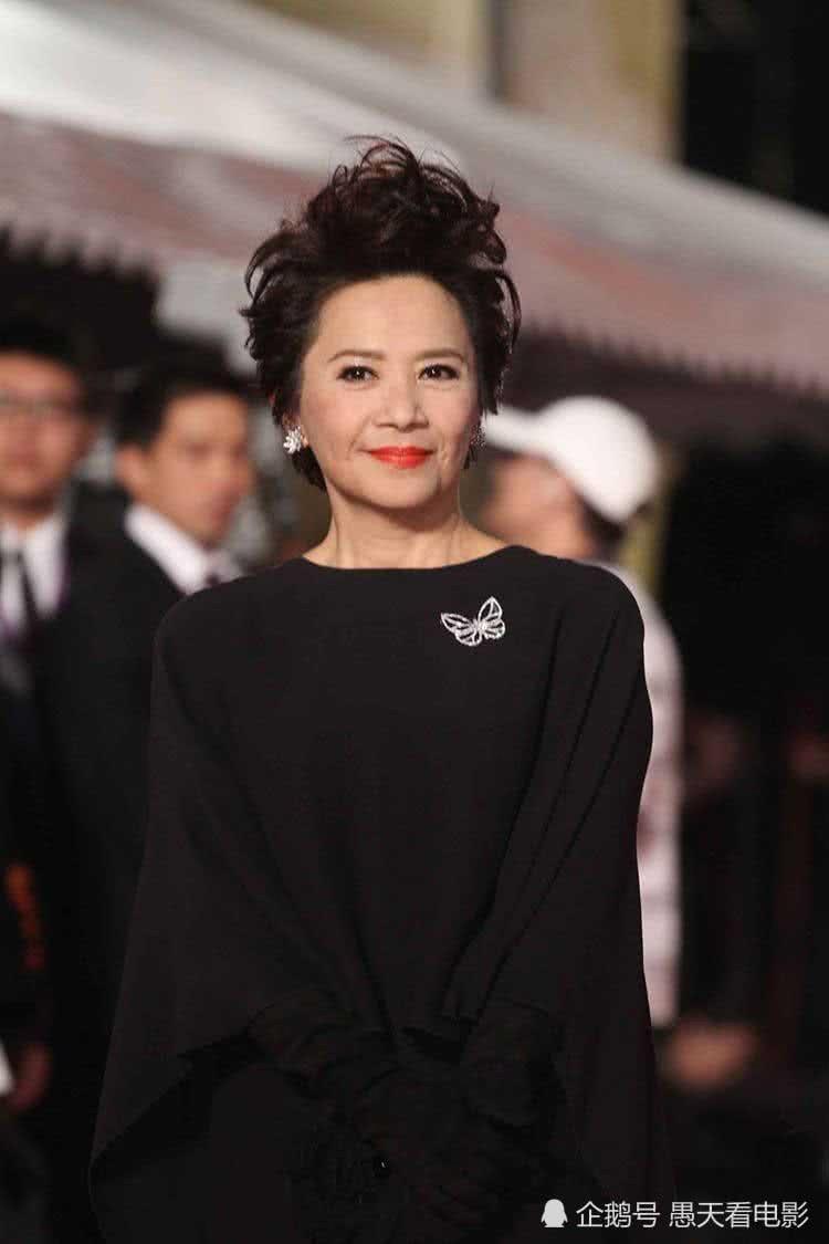 心裡最重要的人！劉德華落魄時她大筆一揮借4千萬，今72歲「子女都不理」 華仔喊話：我養妳一輩子