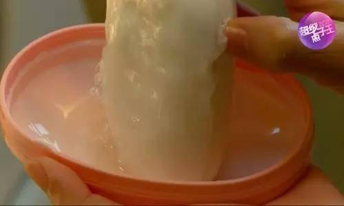 水果網套不要扔了「放在衛生間」作用超棒！一年省下不少錢