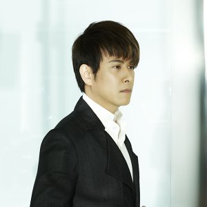 龍千玉親弟「貸款3百萬」不願向姐借錢　聞「侯怡君父夜盲」淚：我也常認不出對方