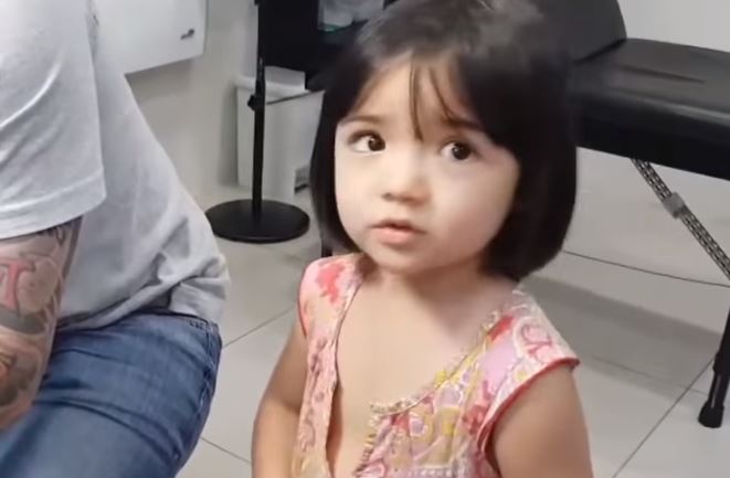 最棒成長紀錄！暖爸「把女兒身高刺腿上」　女兒全程陪伴「忽然間超Q舉動」他融化：長到哪刺到哪