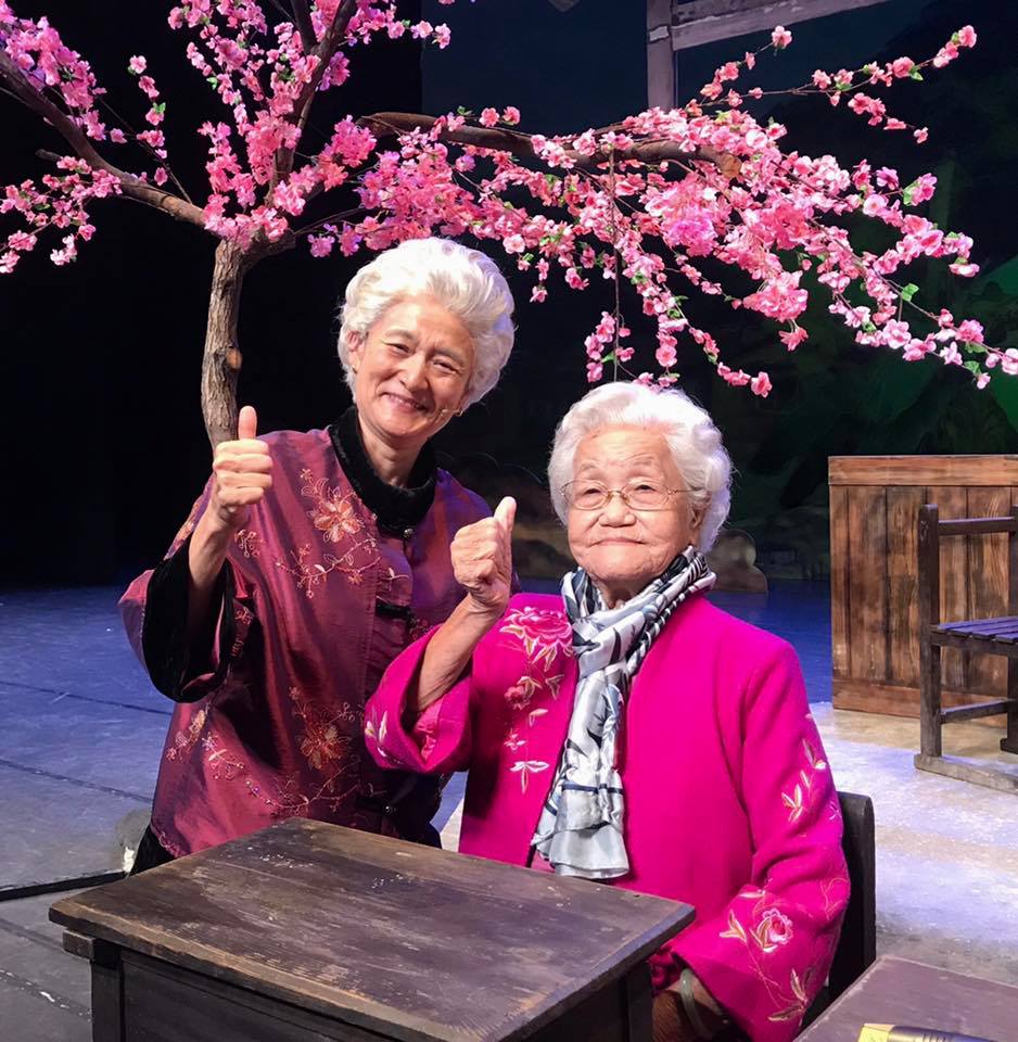 譚艾珍小一雙親離婚「休學照顧失智爸爸」不喊苦　「待失智婆婆如母親9年」女兒患憂鬱她從沒放棄