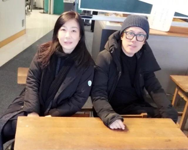 躲在背後的女人！經歷風雨40年「12歲相識、17歲戀愛」　張宇允諾「要再當7世夫妻」：沒有妳人生不完整