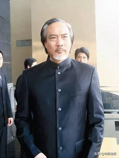 徐少強帥兒曝「爸爸10幾年從未探望」和妹妹相依為命！雪梨「當年未婚生子轟動影壇」等不到名分終看清