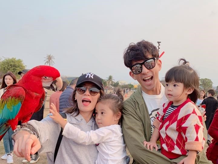 賈靜雯計畫「帶女兒離開台灣」去陌生國度 坦言「想逃離現實」:都跟老公商量好了