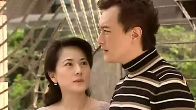 瀟灑迎接單身!《家有仙妻》戈偉如敢愛敢恨「兩度離開豪門超乾脆」 比起妻子「更重視當母親」55歲仍美翻