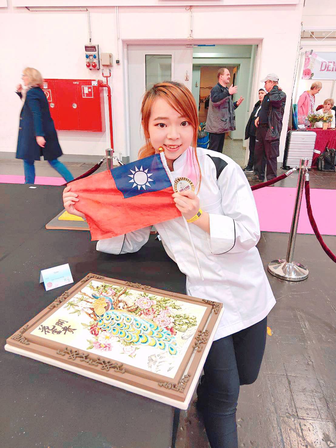 為了蔡依林學翻糖！女大生「為偶像苦練出師」　赴德國「超狂作品得國際大賽金牌」成台灣之光