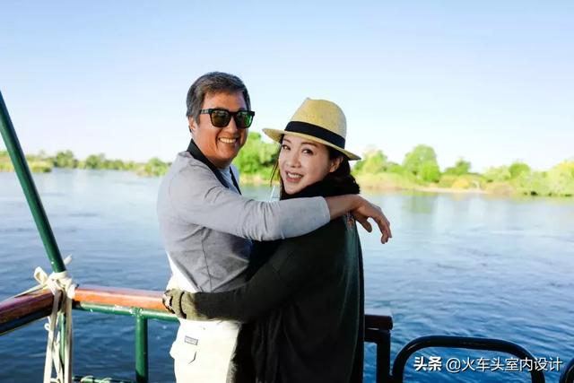 王偉忠百坪豪宅曝光！和太太「分床不分房」夫妻老了像室友　享個人空間「浴室一人一間」把2女兒當客人