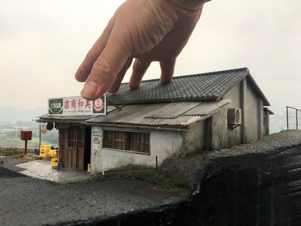 紅到國外！台灣「微縮模型大神」作品老外盛讚　神還原「台灣美麗街景」驚豔眾人：連垃圾都超逼真