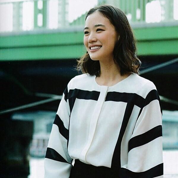 震撼演藝圈！絕美女星「嫁給大9歲諧星」粉絲崩潰　曝「交往1個月閃嫁原因」網融化：這就是愛情❤ 