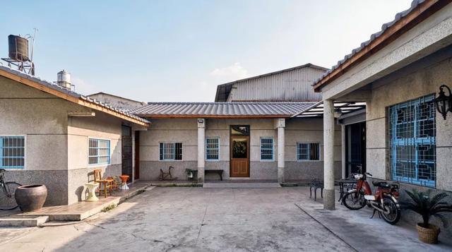 留住老房子留住根！屏東設計師修復「廢棄10年的荒宅」  攜「一家四代7口」入住超狂復古房
