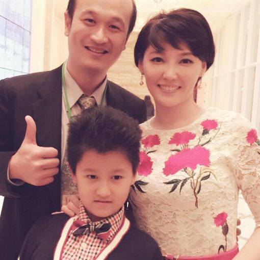 姊弟差11歲!反派一姊「10年沒避孕」40歲才產女 嫁地主「夫妻經營2千坪民宿」為愛引退