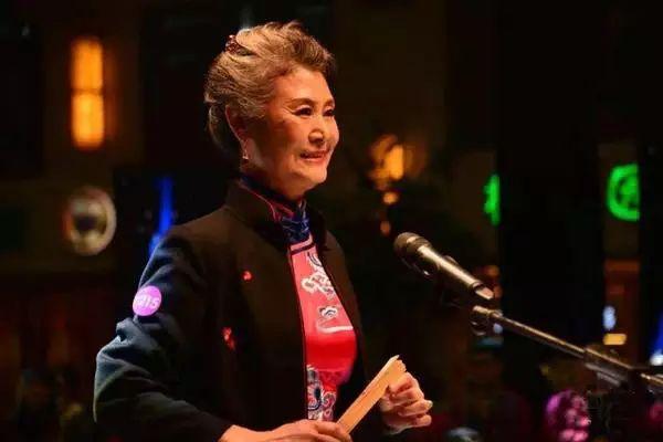 年齡只是數字！76歲老奶奶「騎哈雷、穿越西藏沙漠、當模特兒」　把日子活成電影：「追夢永不嫌晚！」