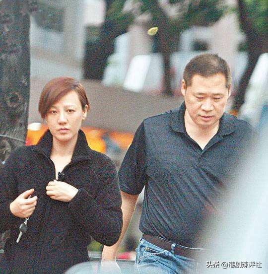 女星為照顧雙親「10年不肯談戀愛 」! 放棄大好事業「花百萬積蓄」只想在爸媽身邊:他們年輕太辛苦了