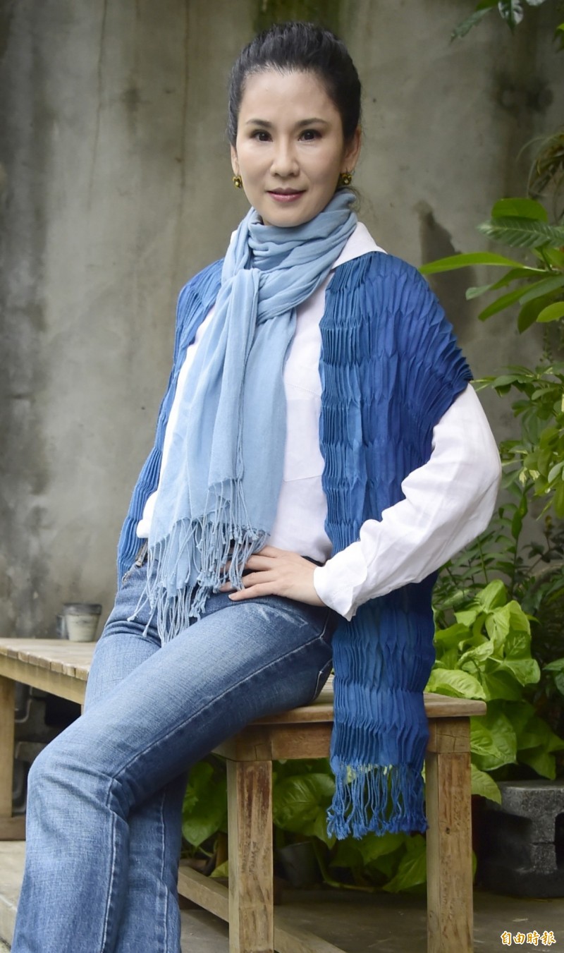  隱居山上！玉女消失6年「不過問世事」比以前更快樂　堅持不婚「鬆口多了一位家人」有他揪甘心